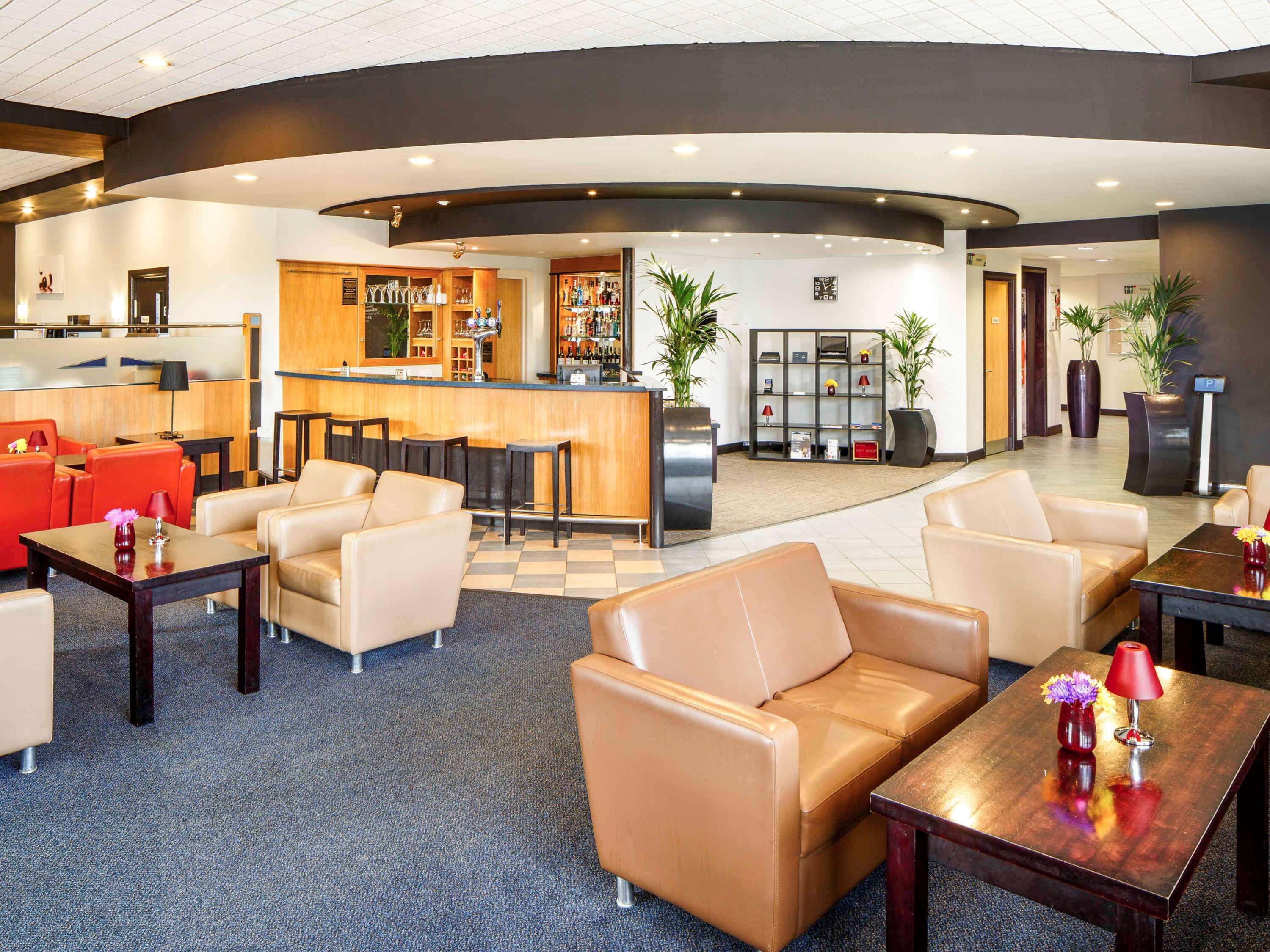 Ibis Wellingborough Hotel Exterior photo