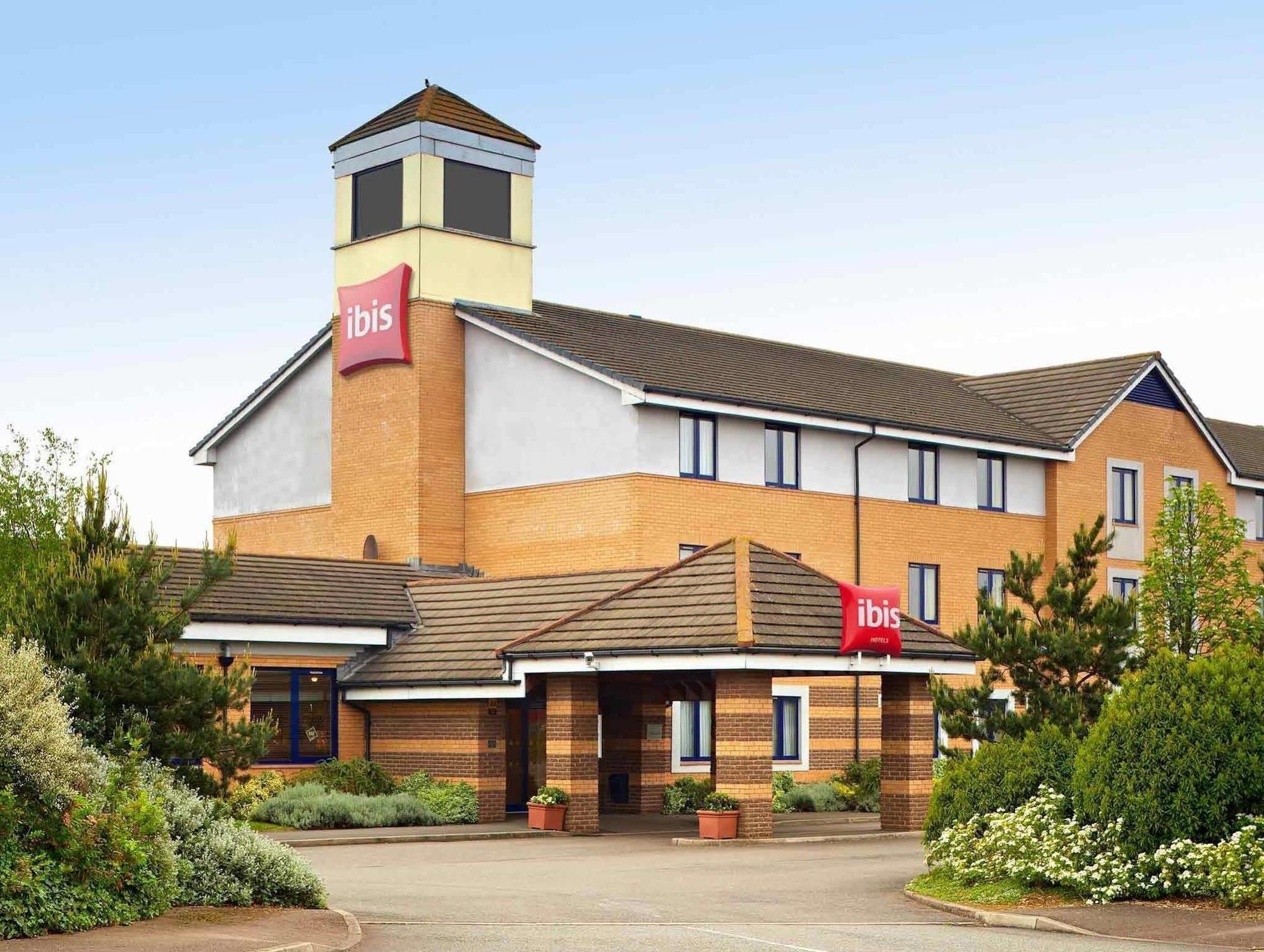 Ibis Wellingborough Hotel Exterior photo