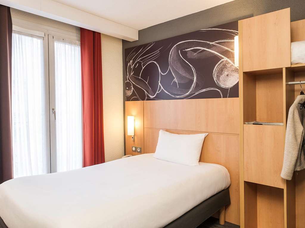 Ibis Wellingborough Hotel Room photo