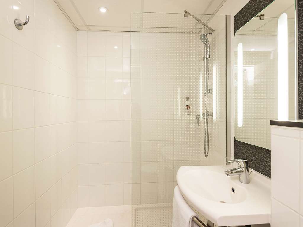 Ibis Wellingborough Hotel Room photo