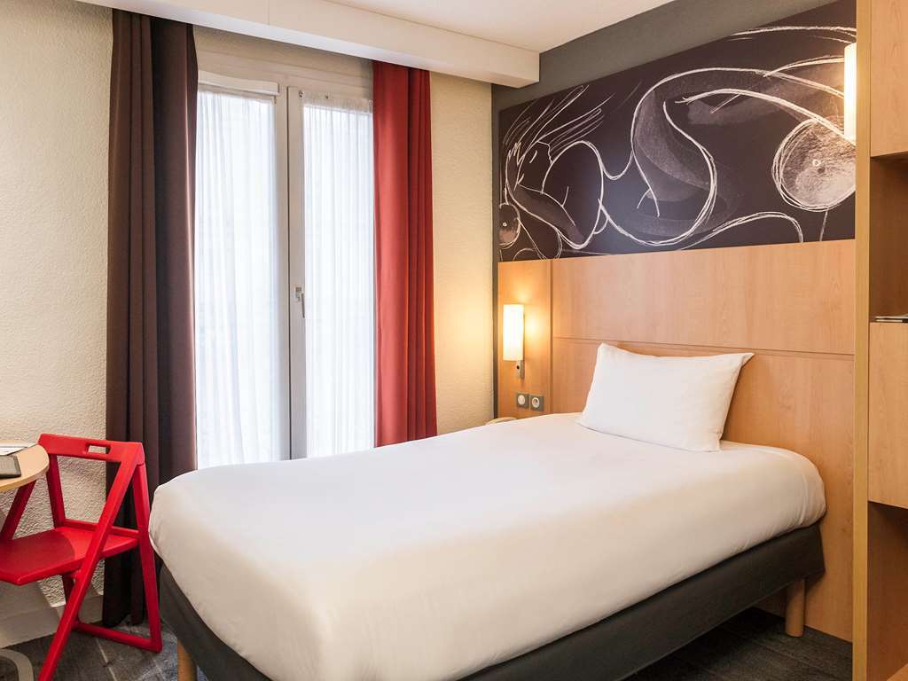 Ibis Wellingborough Hotel Room photo