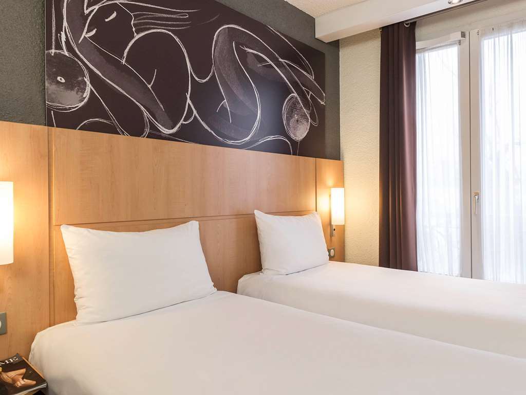 Ibis Wellingborough Hotel Room photo