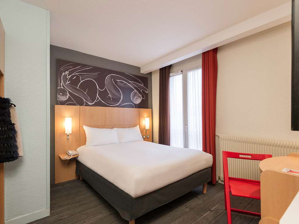 Ibis Wellingborough Hotel Room photo